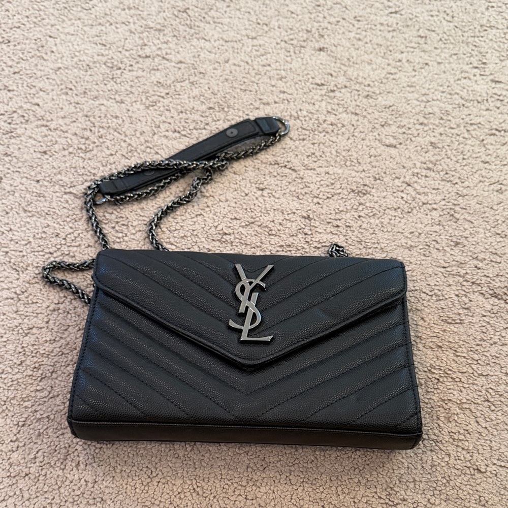 Elegant Black Chain Strap Women's Bag